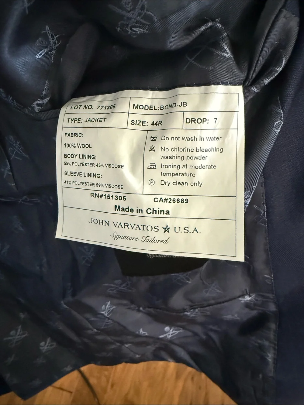 John Varvatos 44R BOND-JB Navy Wool Blazer Cerruti 1881 Fabric Signature Tailore